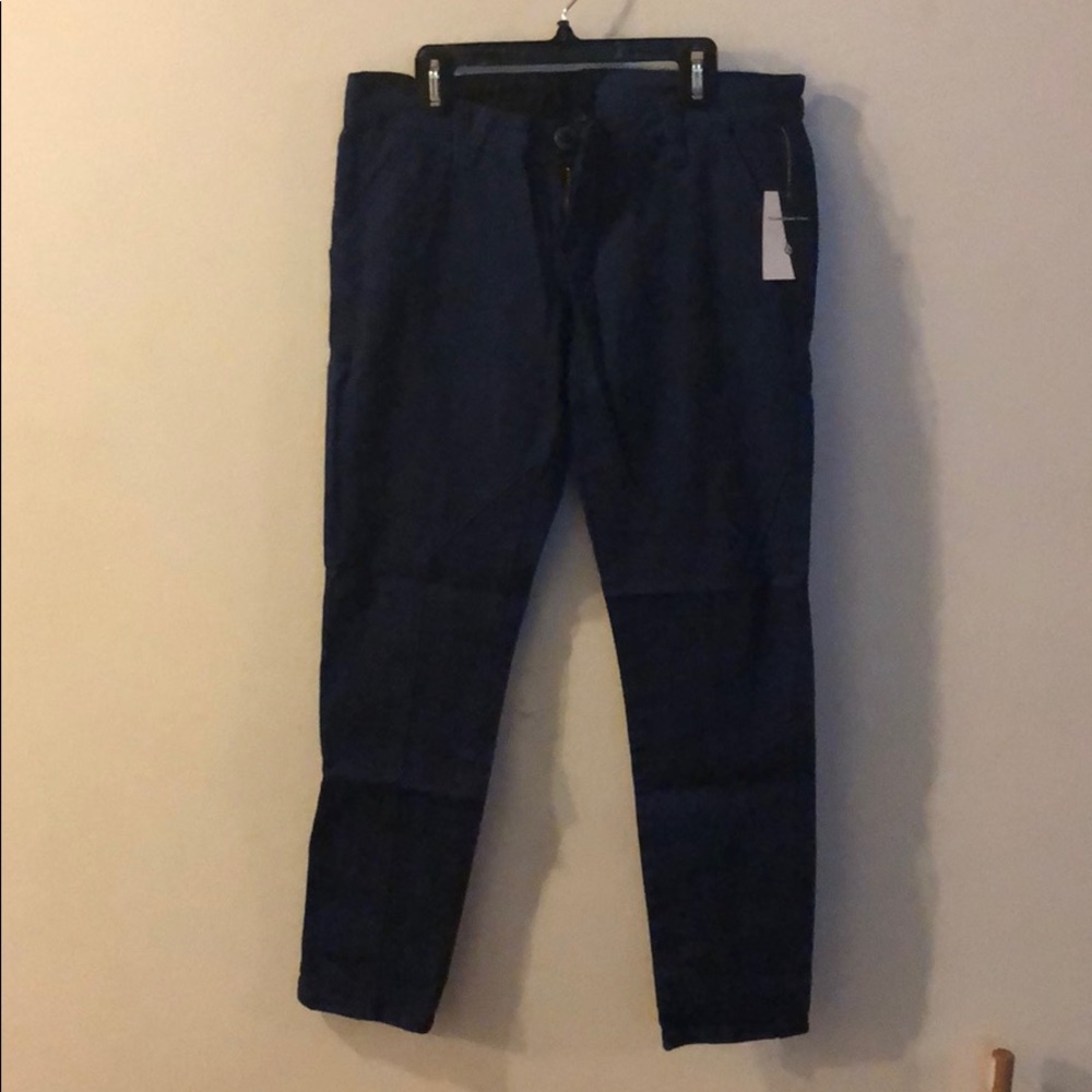 NWT - Volcom Women’s Jeans